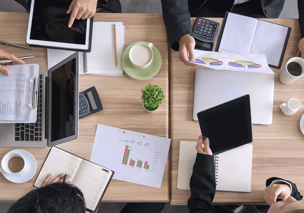 people having a meeting 